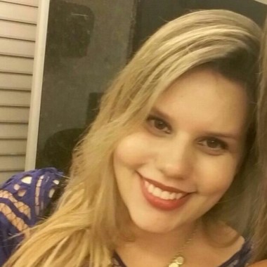 Camila Barbosa Designer 