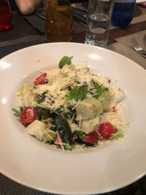 ensalada con parmesano