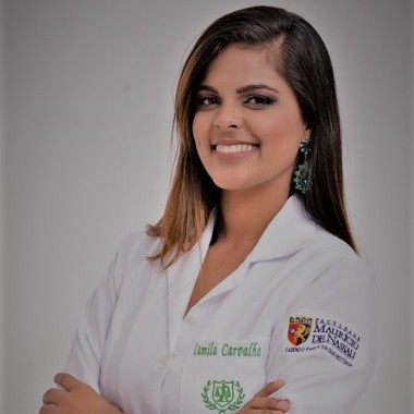 Nutricionista Camila Carvalho
