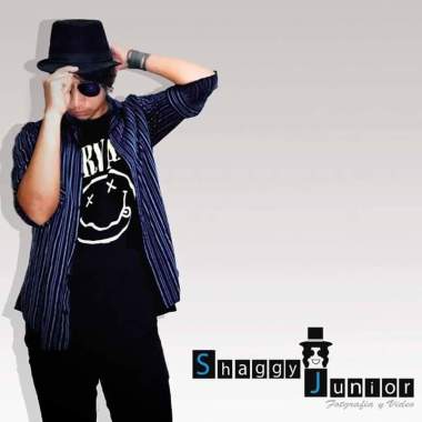 Shaggy Junior (Fotografía Y Video)
