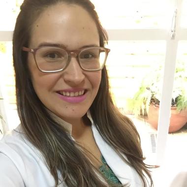 Nutricionista Clínica