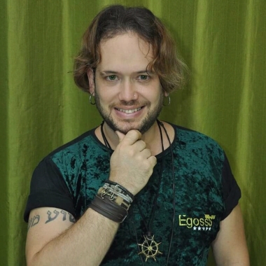 Cantor  Sertanejo  E  Arrocha