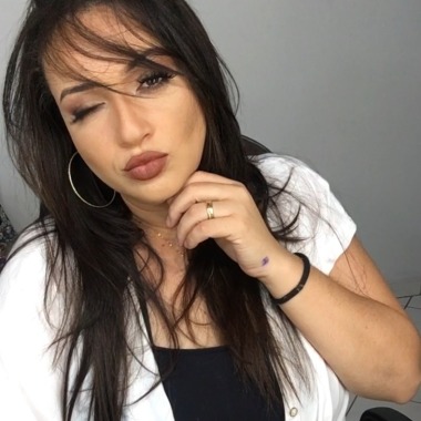 Vivi Makeup
