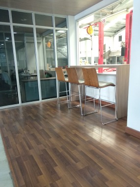 Showroom Nissan Jakarta