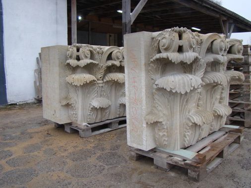 Pilaster Koryncki - Piaskowiec