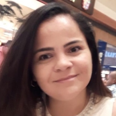 Profissional: Tassia Borges