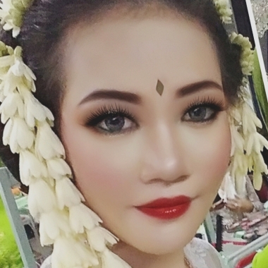 Syifa27-Makeup  @Iradaniela1