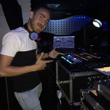 Dj Sam