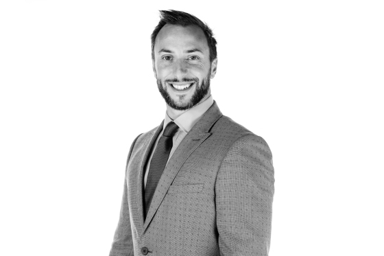 Get the right look for your Business Profile with us. #ProfessionalHeadshots #BusinessHeadshots #portraitphotography #Headshots #photography