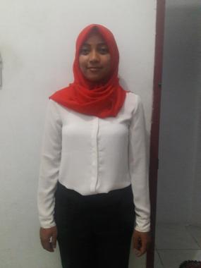 Rieza, Pengajar