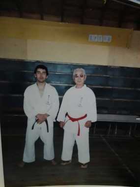 Con sensei shoei miyazato creador y fundador de escuela miyazato en Argentina y en el mundo