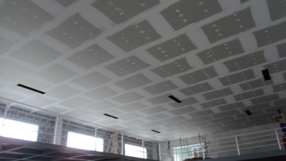 forro de dry wall faltando  acabamento