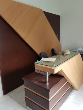 Ruang Resepsionis Kantor