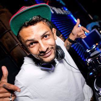Dj 2 F