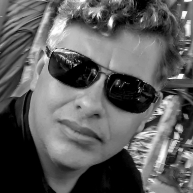Studio Tony Souza
