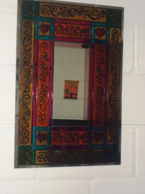 Espejo decorado con marco de vitral