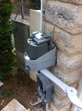 INSTALLATION & DEPANNAGE 
AUTOMATISME DE PORTAIL A BATTANT 