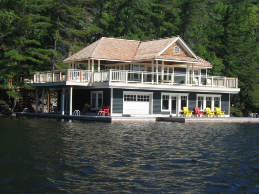 Rosseau Boathouse