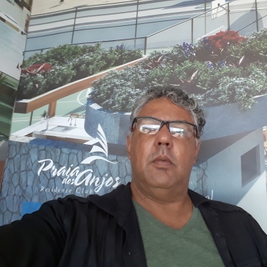 Flávio Luiz Corretor