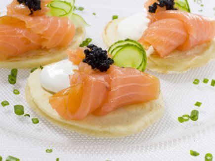 Blinis de salmón ahumado