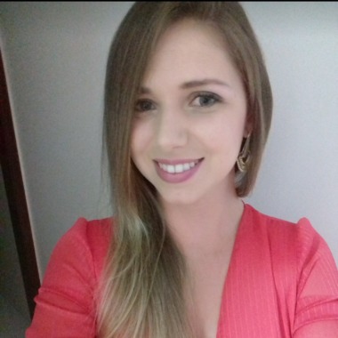 Mayara Perciano  Nutricionista 