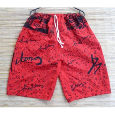 Celana pendek Ballibong warna merah