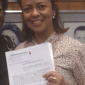 Dra. Ana Laura Arruda