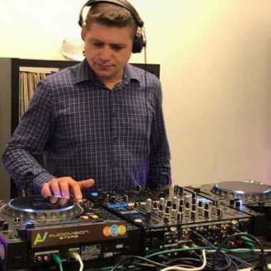 Dj Dino