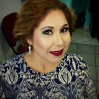 Laura Del Cid, Make Up Y Salón 