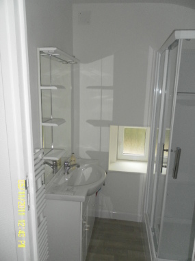 pose meuble salle de bain et douche
