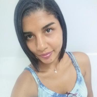Profissional: Karla Lisboa