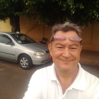 Táxi Luiz Roberto Silva