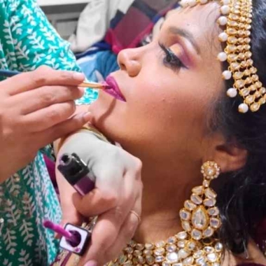 Viddhi Makeovers