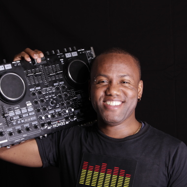 Deejay Lil’Vip