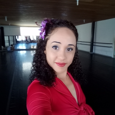 Isis Carla - Prof. De Dança