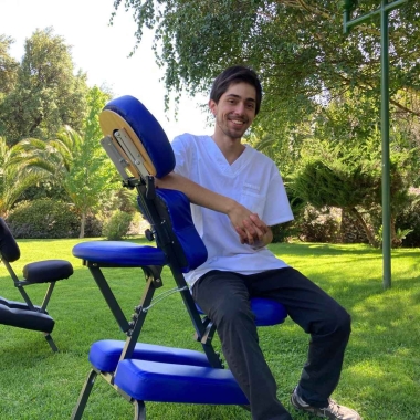 Quiropráctico Nicholas Riffo