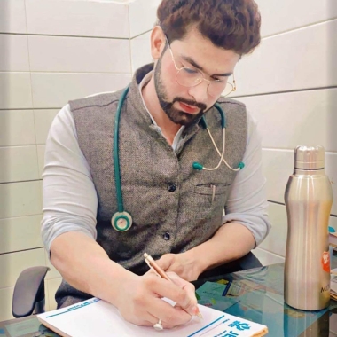 Dr Nazim Chaudhary