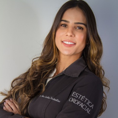 Ana Carolina Melo
